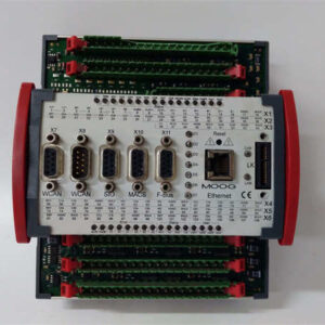 D136-001-007  MOOG 伺服控制器